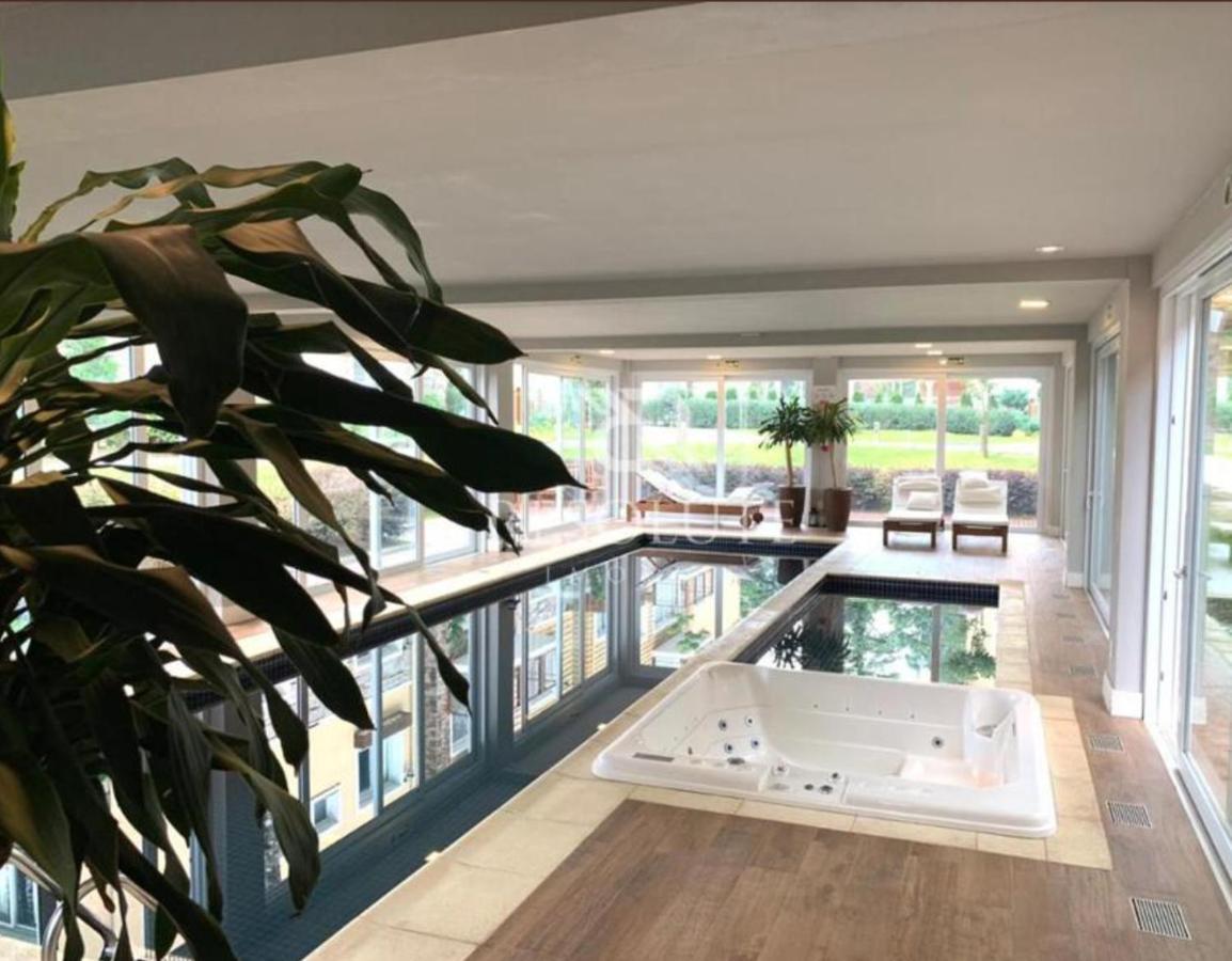 Apto Moderno Com Lareira, Piscina Aquecida E Infra Completo Em Gramado Eksteriør bilde